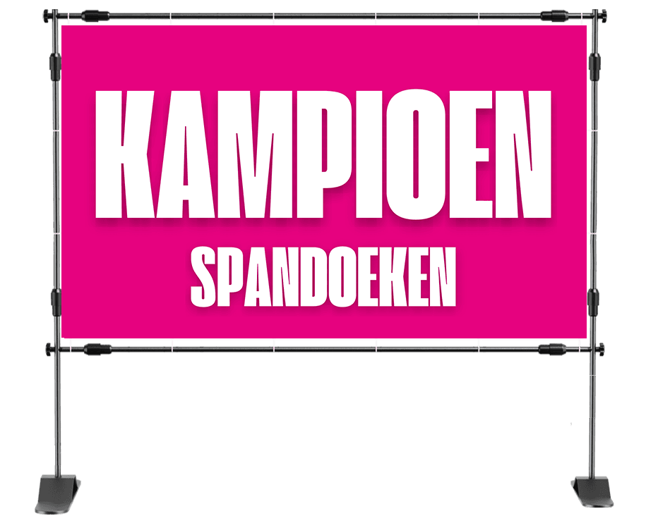 **Alt-tekst:**   Spandoek kampioen met American footballteam op de achtergrond, de tekst ‘Kampioen 2023/2024’ en een lijst met spelersnamen in zwart en rood.