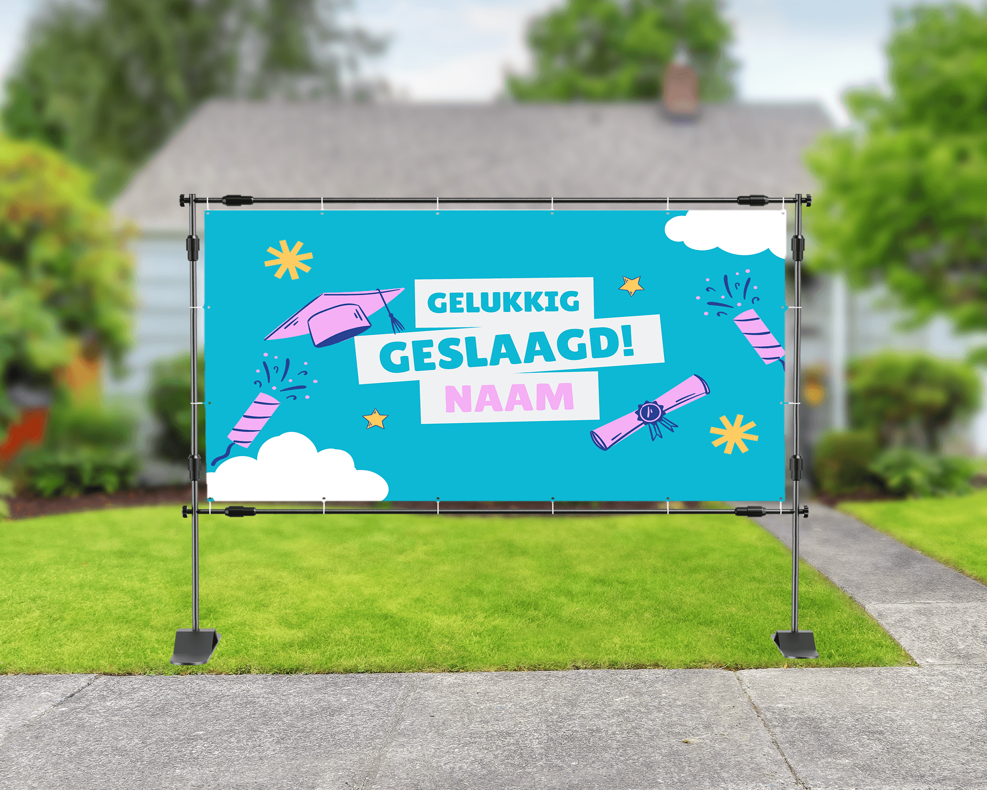 Spandoek met blauwe achtergrond en de witte tekst 'Gelukkig Geslaagd!'. 