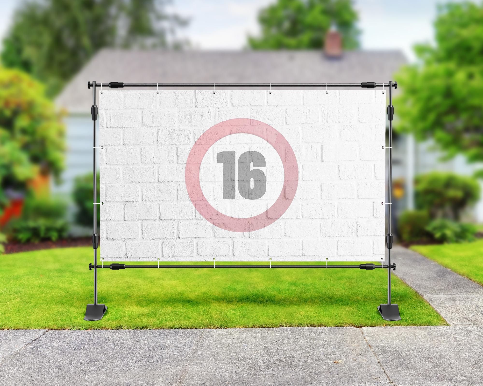 Minimalistisch spandoek 16 jaar met verkeersbord en wit bakstenen achtergrond