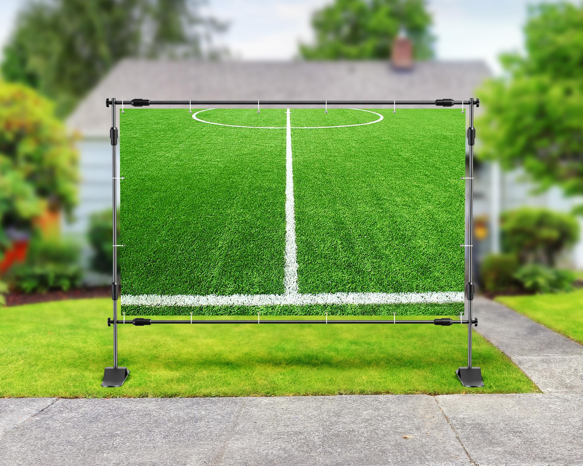 voetbal spandoek met voetbalveld als achtergrond
